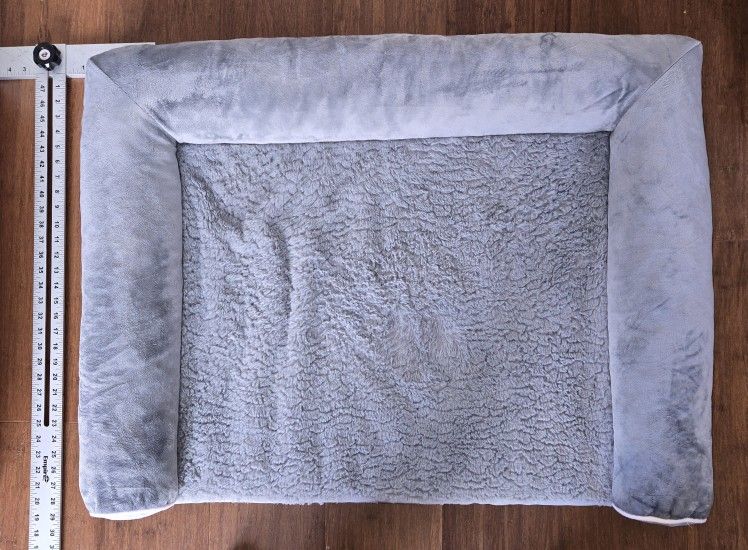 PENDING Two Dog Beds (free)
