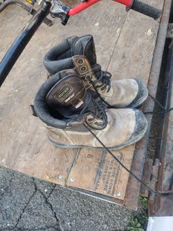 Steel toe shoe