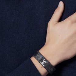 Bracelet unisex (worn Once)