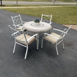 Patio furniture set