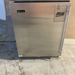 Parlick Commercial Refrigerator 