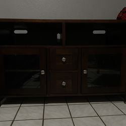 2-door Tv stand with storage and little drawers