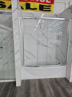 Bathtub & Glass Doors