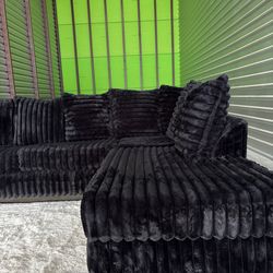 Nice corduroy sectional sofa couch (DELIVERY AVAILABLE)