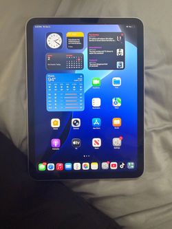 Apple iPad Tablet
