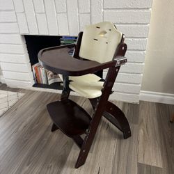 Abiie Wood Adjustable High Chair