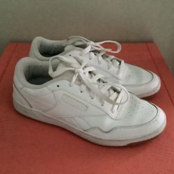 Womens Tennis Shoes