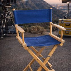 🎬 CLASSIC WOOD DIRECTOR’S CHAIR – FOLDING / LIGHTWEIGHT 🪑✨ 🚚 DELIVERY AVAILABLE