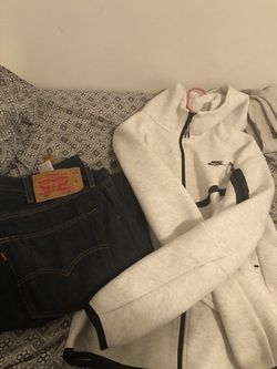 LEVIS 501 AND WHITE NIKE TECH BUNDLE LMK NEED GONE