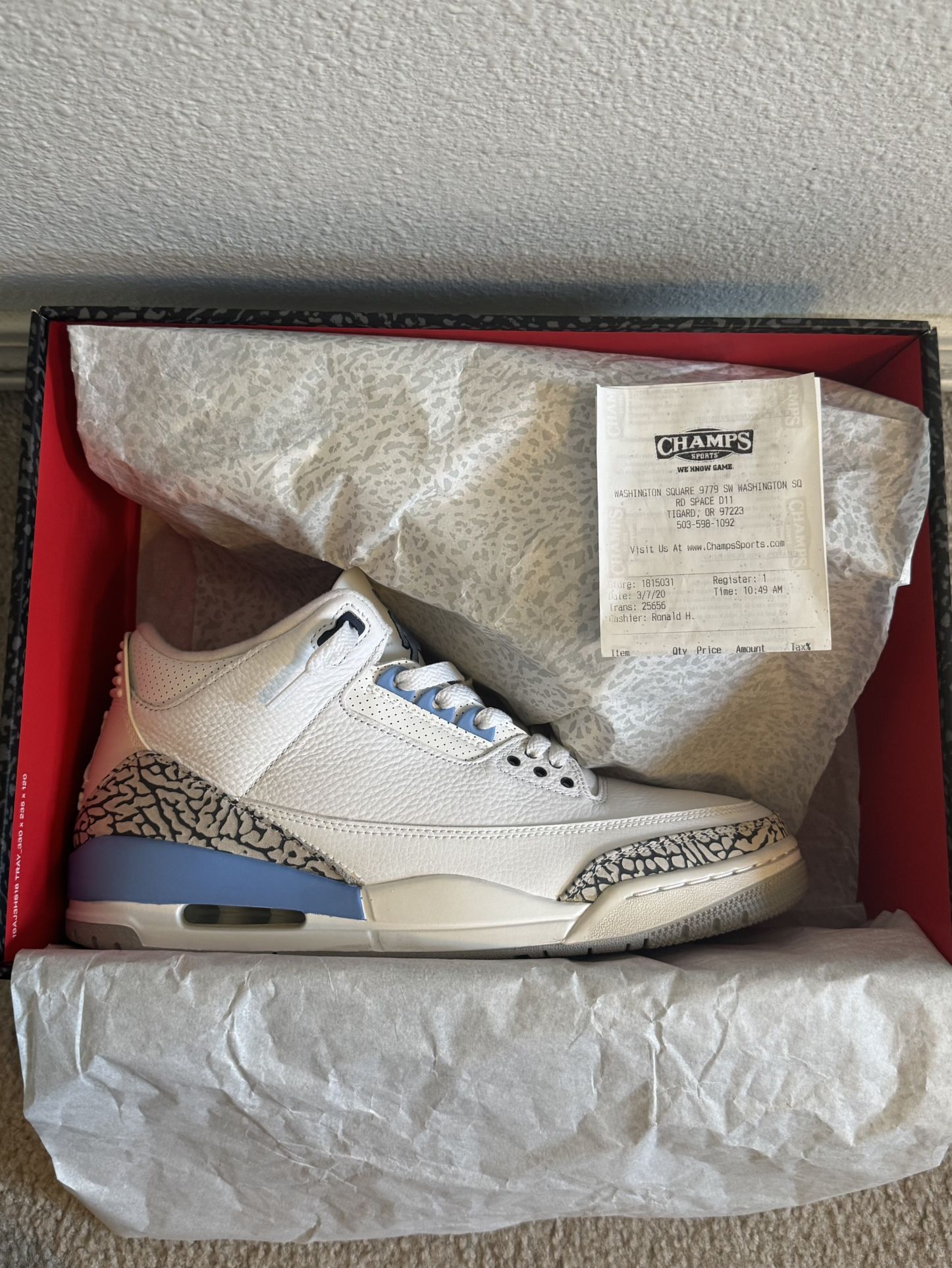 Jordan 3 UNC
