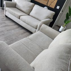 Couch & Loveseat 