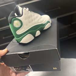JORDANS RETRO 13