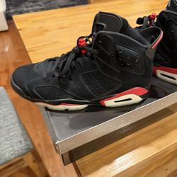 Jordan 6 Black and Red 2010 Size 10.5