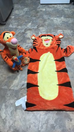 3 tigger plush and tigger sleeping bag $25