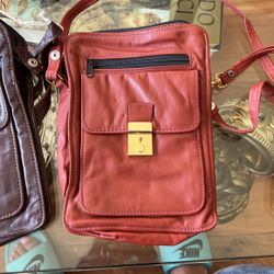 Brand  New Crossbody Purs 100% Leat