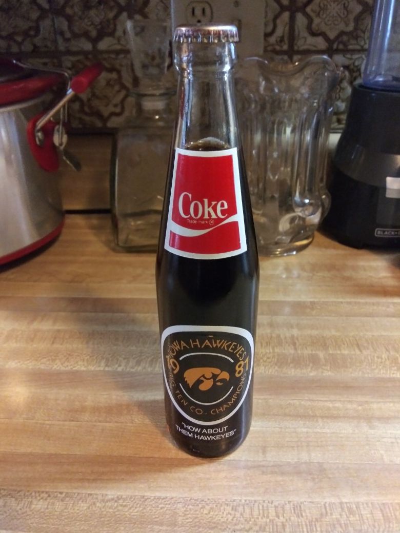 Vintage 1981 Big Ten Co. Champions Iowa Hawkeyes unopened Coca Cola bottle