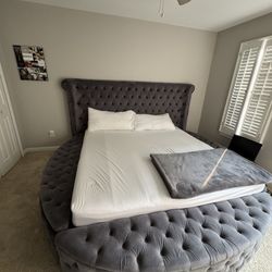 King Size Storage Bed And Mattress For Sale 