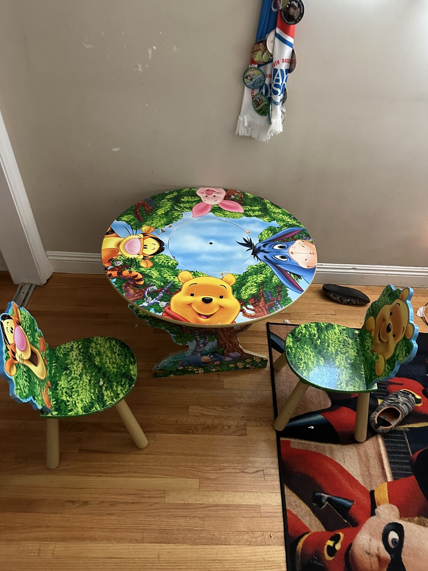 Winnie the pooh table and chair set sale