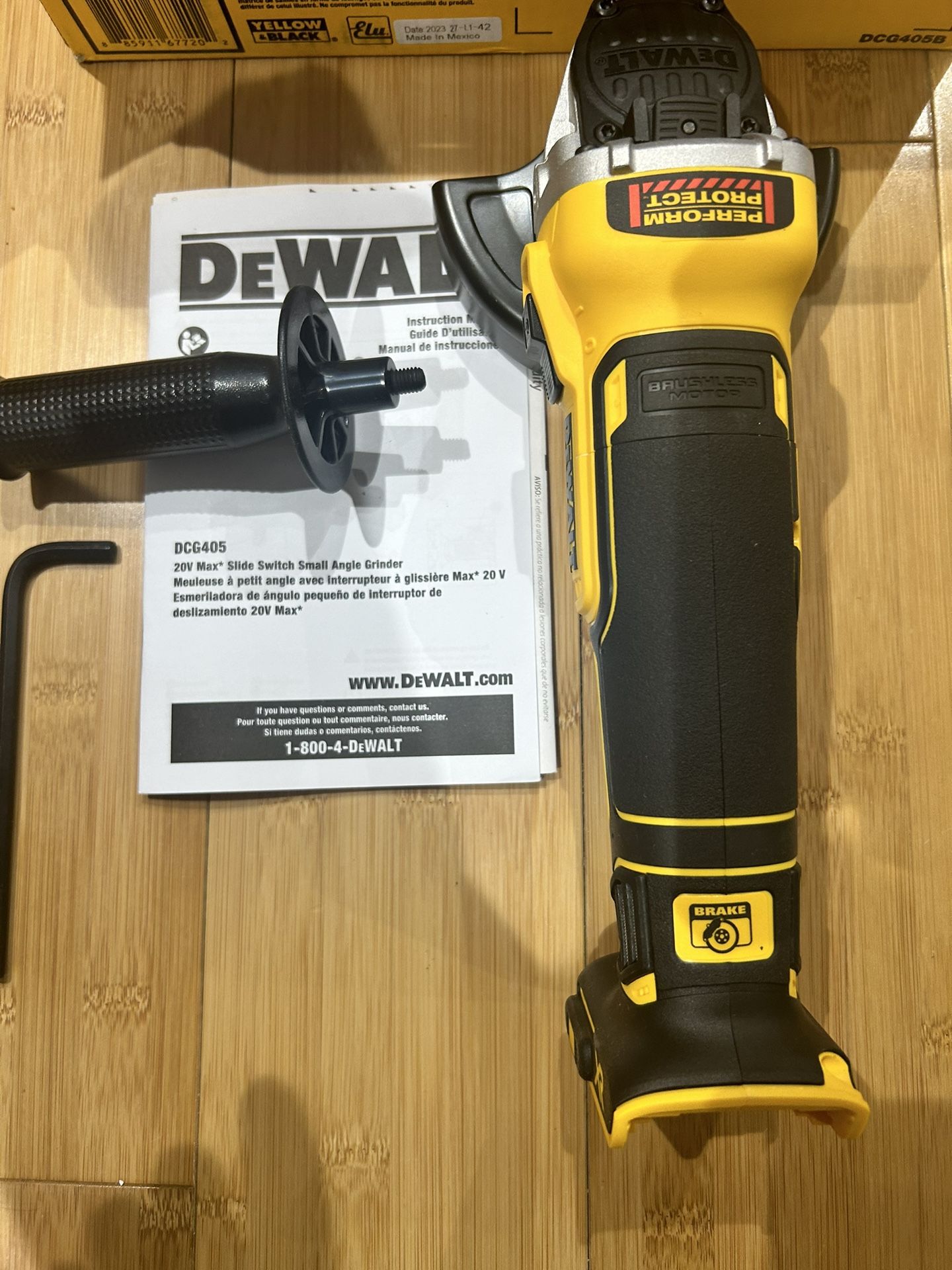 Brand New Dewalt XR Grinder 4-1/2”to5” Brushless Motor 20Vmax 