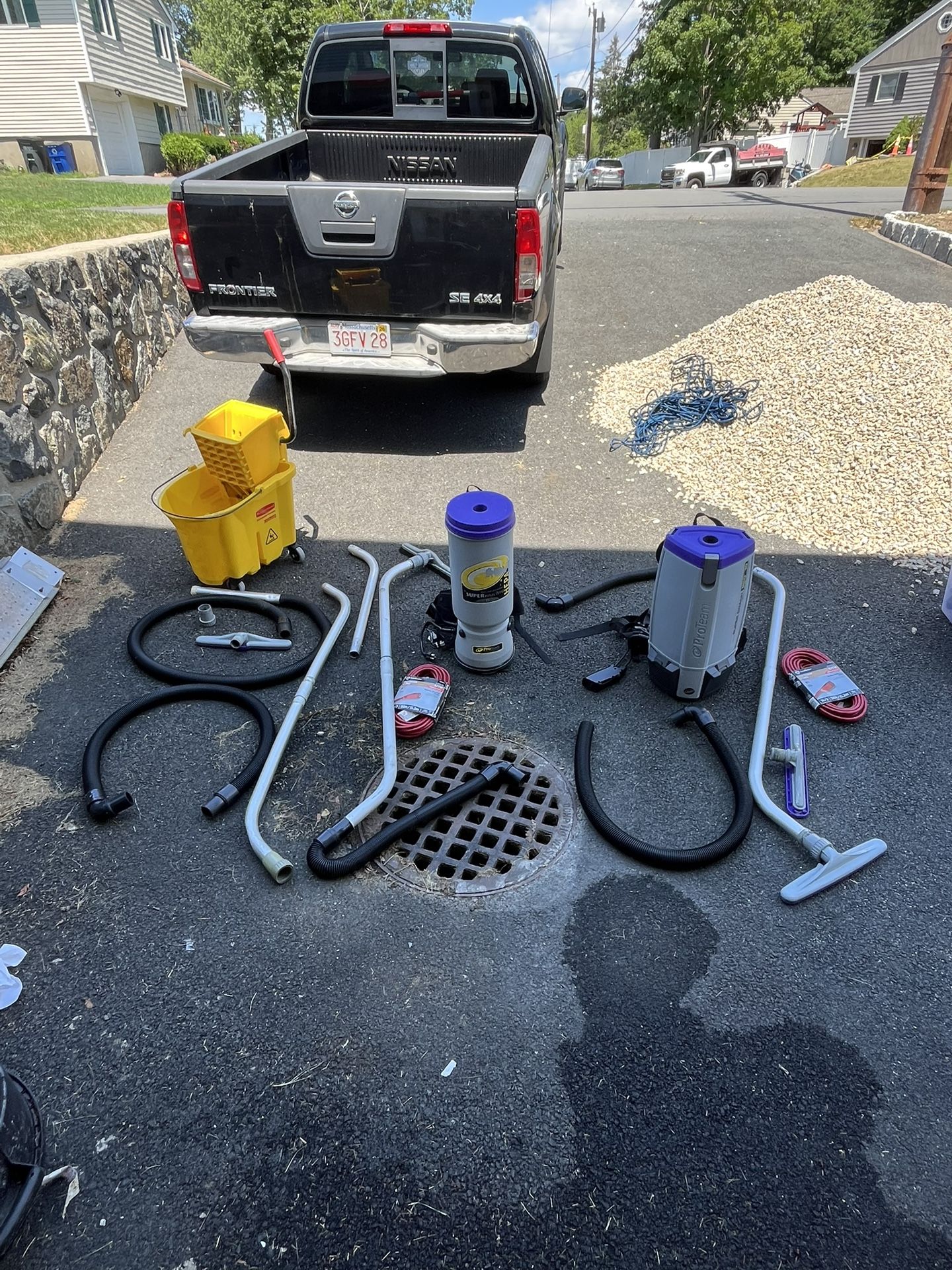 Commercial Cleaning Equipment 