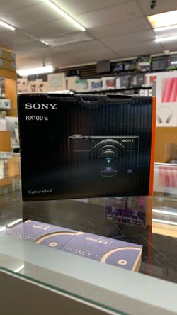 Sony Camera CyberShot RX100 VII Brand New 