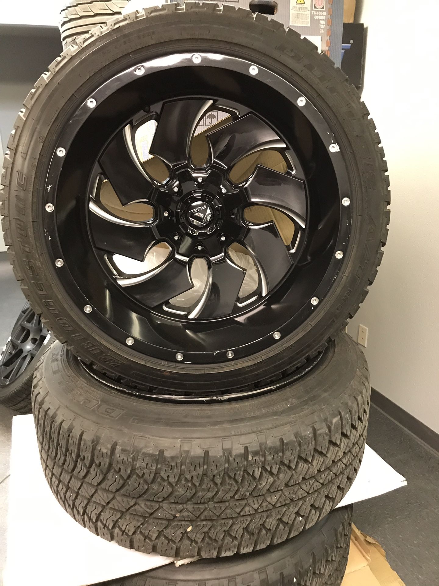 22x12 fuel cleaver off-road wheels on 285-45-22 Bridgestone tires $1650