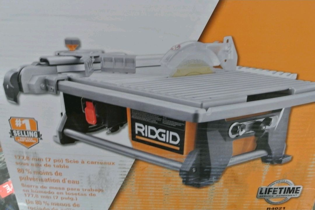 New Ridgid 7" Tile Saw