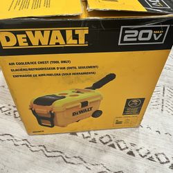 DeWALT Cooler/ice Chest 