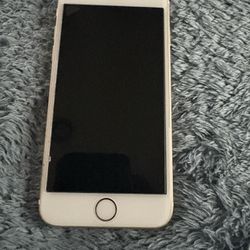 iPhone 6s Gold For Parts *** NO POWER ***
