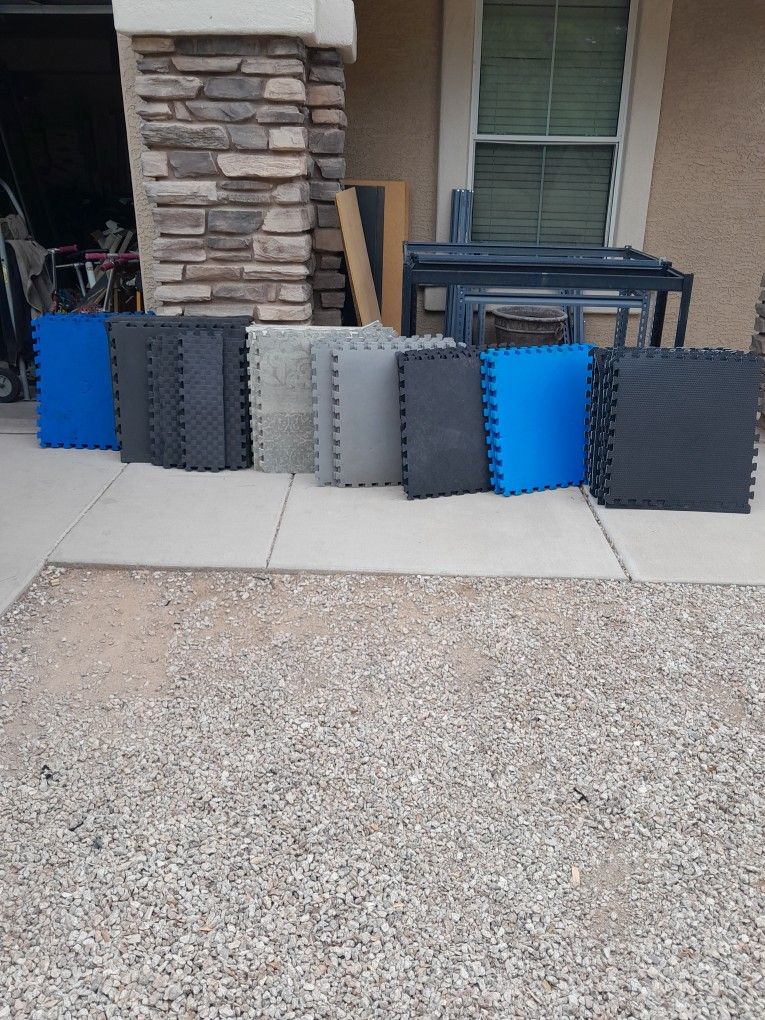 Interlocking Padded Mats 24x24 Exercise Gymnastics Garage $5-$22 Each Set 8 Different Sets Available See All Photos 