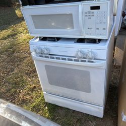 Gas Oven And Microwave 