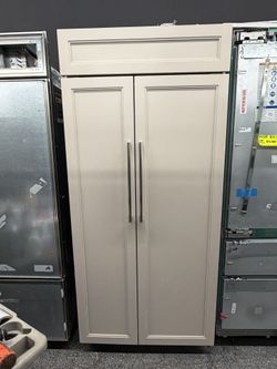 Built in Panel Ready Sub Zero 36” Side By Side Refrigerator 