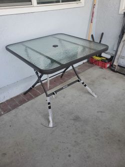 StyleWell
34 in. Square Folding Outdoor Dining Table