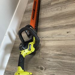 Ryobi 18v hedge trimmer P2608VNM (no battery)