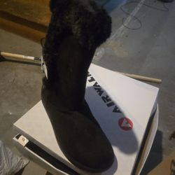 Airways Boots Size 10