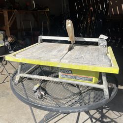 Ryobi WS722 Wet Tile Saw