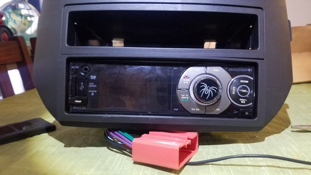 Sound stream Head Unit