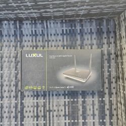 Luxul Wireless Router