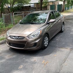 2014 Hyundai Accent