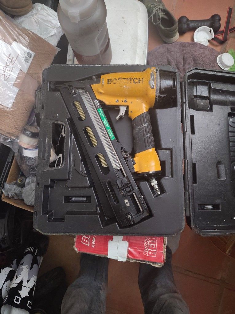Bostitch Finish Nailer In Good Working Order