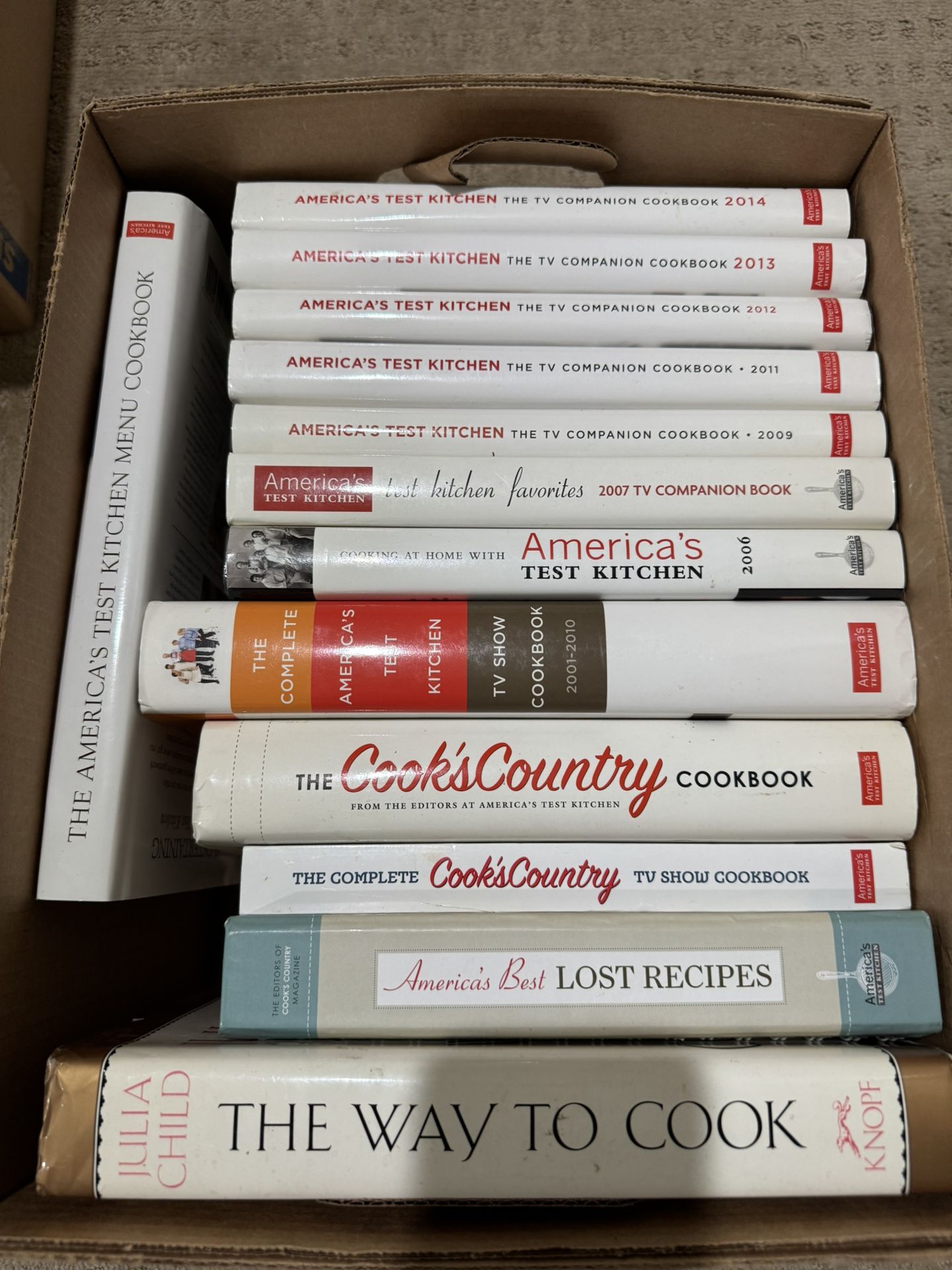 Cookbooks - America’s Test Kitchen / Cook’s Country