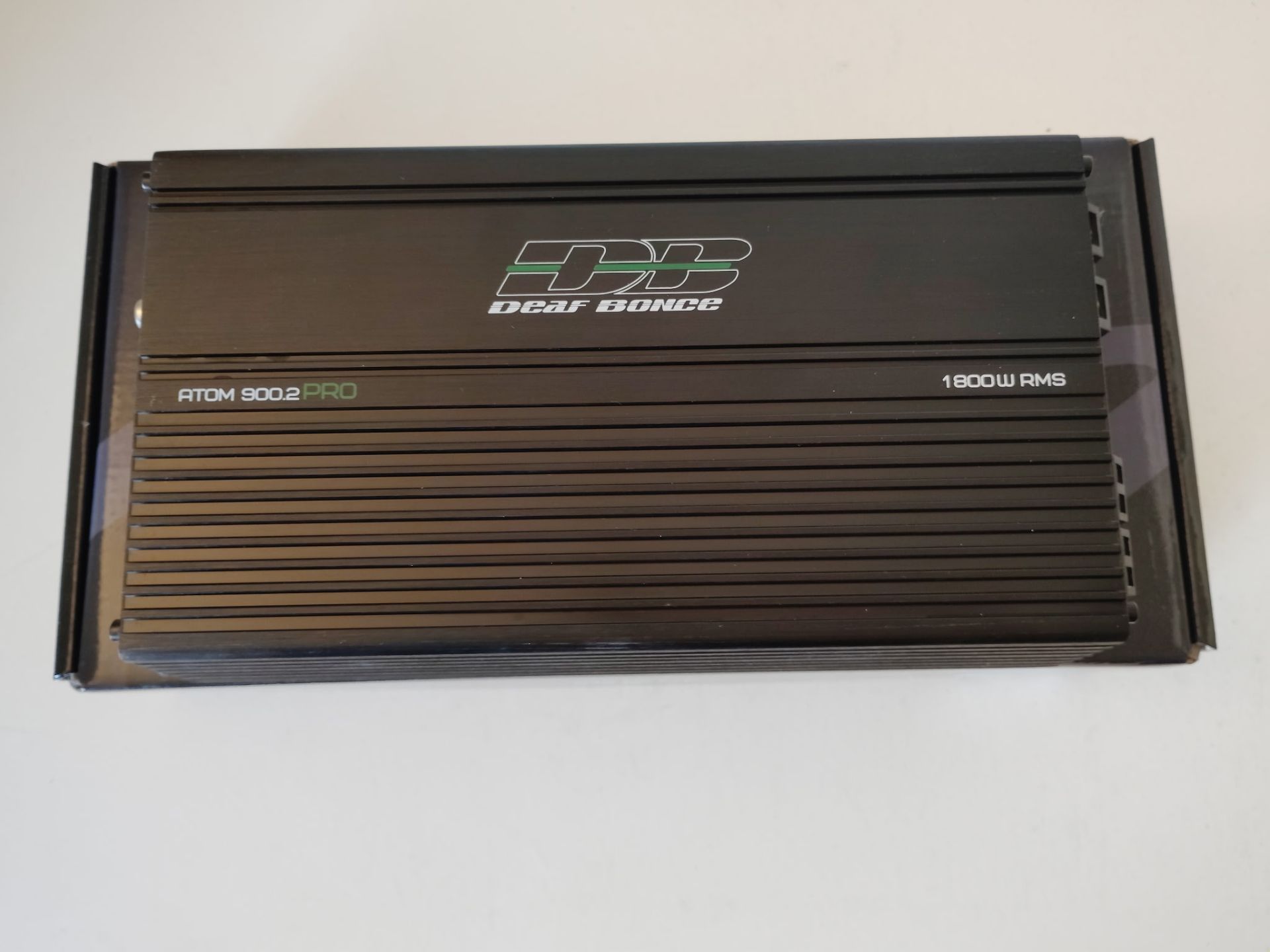 Deaf bonce atom pro 900.2 1800 watts rms amplifier
