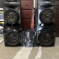 Sony Stereo W/ Subwoofer 