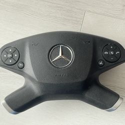 W212 Mercedes E350 2012 Horn Pad