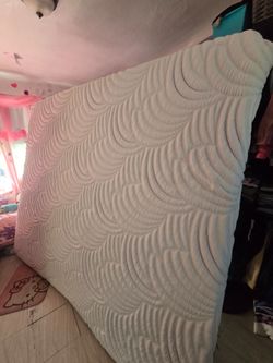 Bed frame California King with Matres9s
