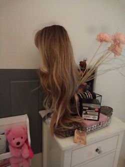 Long Wavy Ombre Blonde Wig