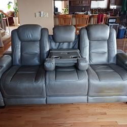 Sofa Electric Recliner, 3 Years Old, Everything Works.