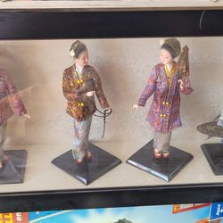 Oriental Porcelain Dolls 