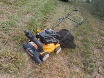 Cub Cadet Gas Push Lawn Mower with Bag