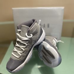 Jordan 11 Retro Cool Grey (2021) (Size 6Y)